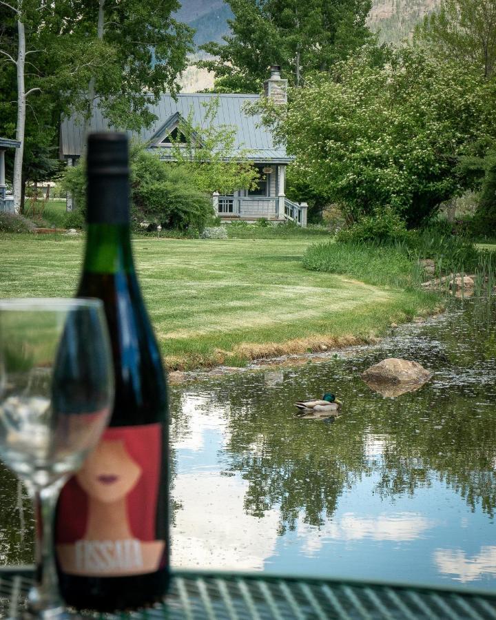 Apple Orchard Inn Hermosa Eksteriør billede